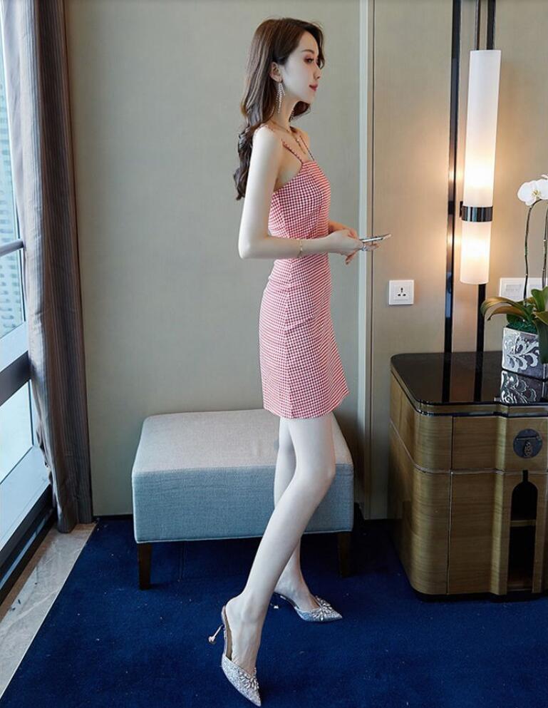 碎花上衣包臀连衣裙图片-海量高清碎花上衣包臀连衣裙图片大全