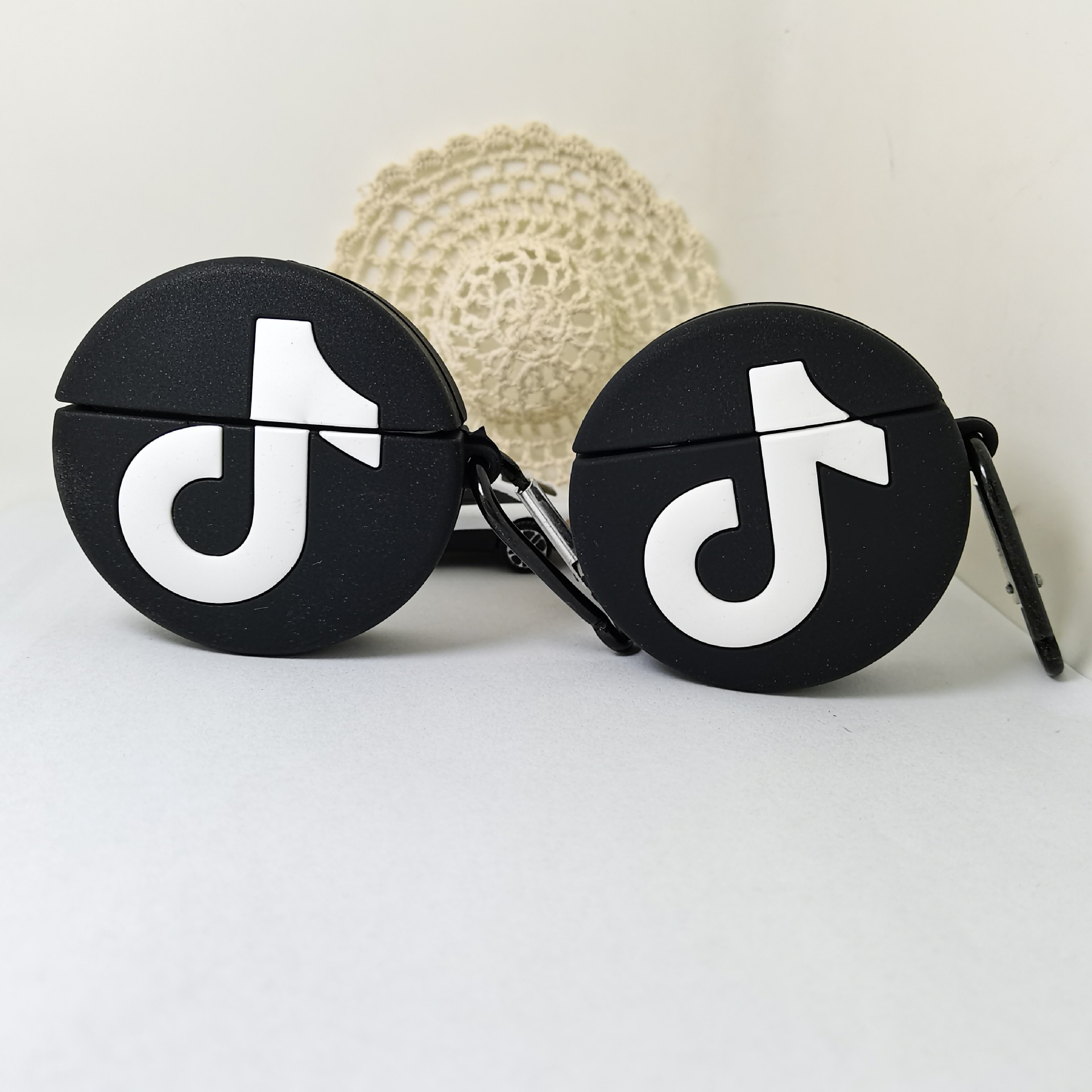 樊登在抖音上教人赚钱_抖音上很火的追梦人是谁唱的_抖音上几千万总音浪真实吗