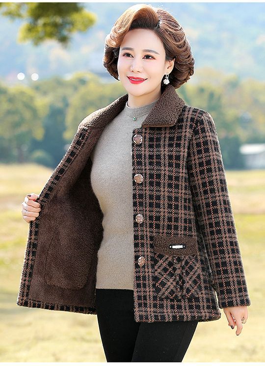 秋冬新款水貂绒棉衣高贵中老年人加绒加厚时尚洋气妈妈装格子外套