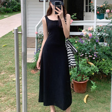 夏季黑色修身吊带连衣裙子女背心裙夏天新款小个子法式赫本风长裙