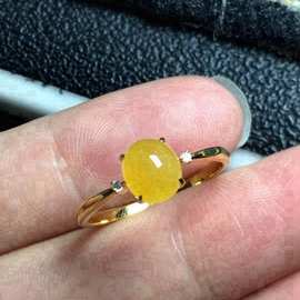 缅甸天然a货翡翠蛋面冰种满色黄翡18k金镶玉戒面女款戒指成品手饰