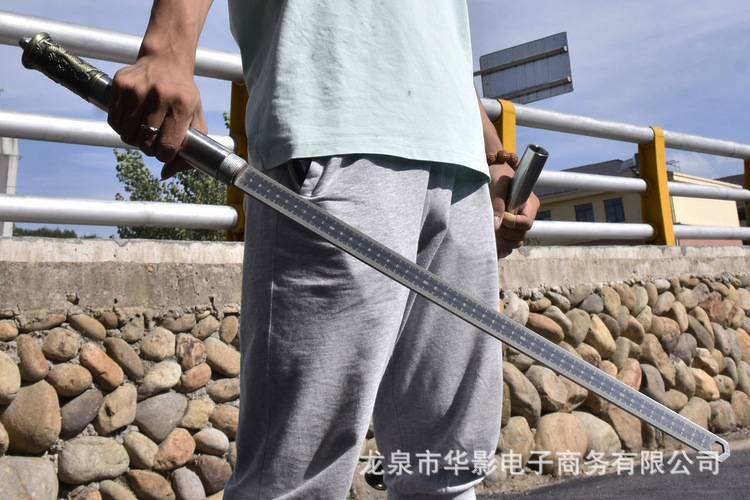 龙泉华影刀剑一件代发防身冷兵器棍尺手工刀剑未开刃金箍棒棍尺