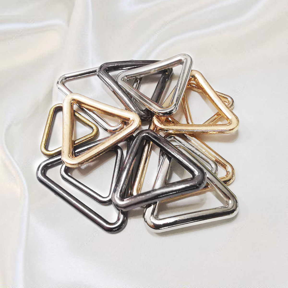 diy闭口三角扣 线扣线圈三角形金属配件厂家服饰鞋包辅料