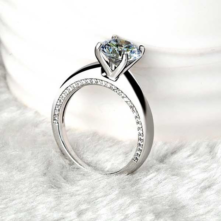 纬泰珠宝复古款欧美订婚戒指镶嵌锆石925银重4.