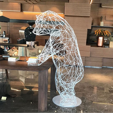 定制不锈钢雕塑仿真动物镂空北极熊雕塑室内美陈摆件几何形网红熊