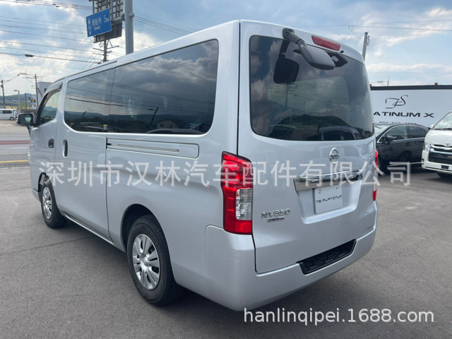 适用于日产nissan尼桑e26nv350尾灯汽车原装款转向后