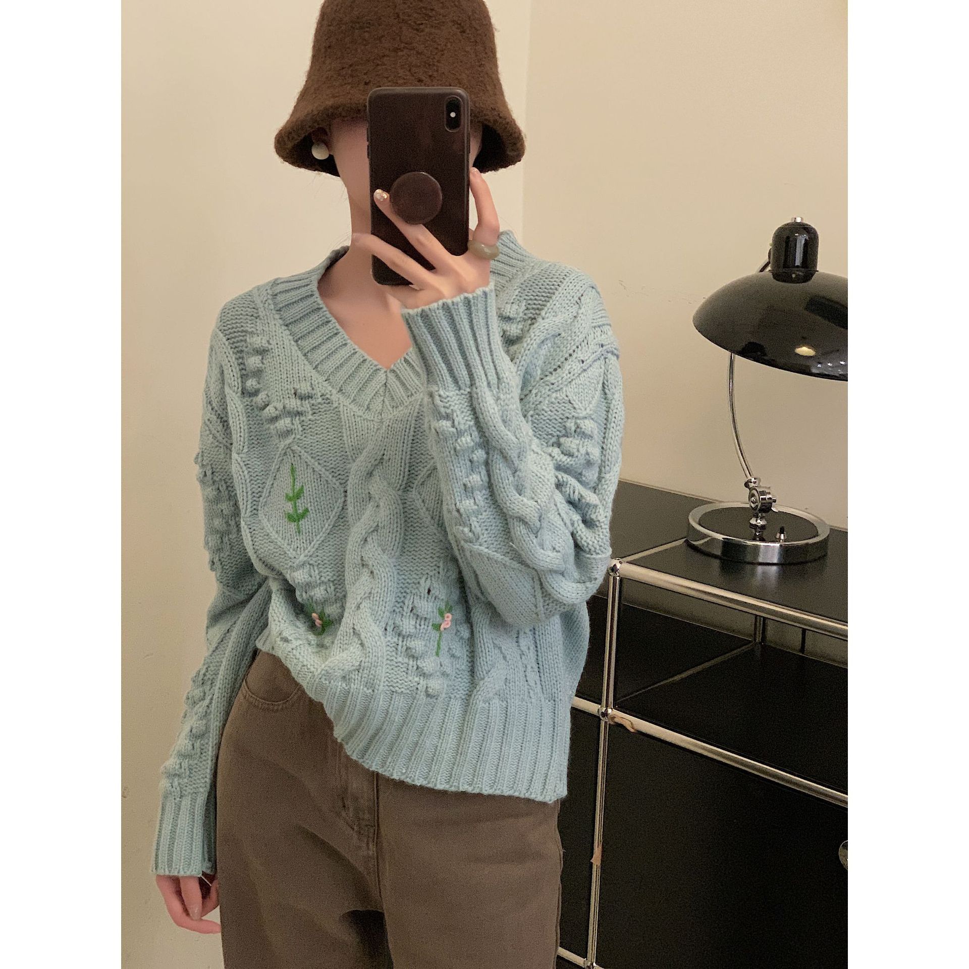 ruiiishi手工绣花重工v领套头毛衣女2022秋冬新款韩国ins叠穿上衣