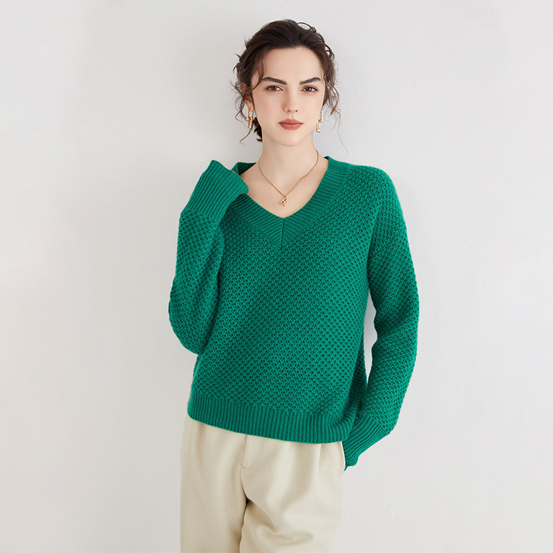 v领女士镂空桂花针纯色不对称毛衣宽松休闲秋冬新款全羊绒针织衫