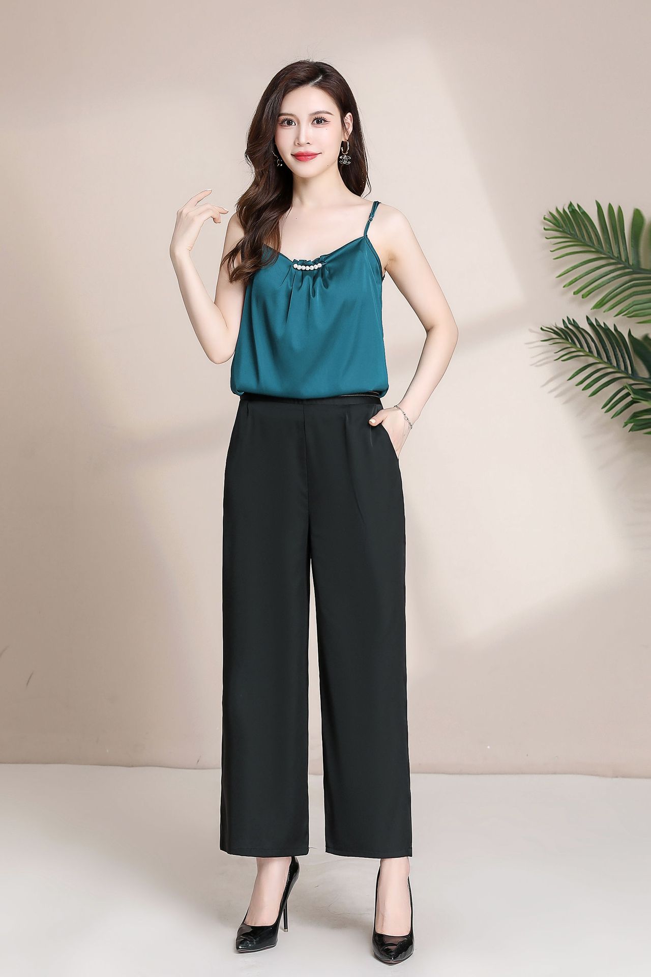 雪纺阔腿裤女高腰垂感宽松大裤腿长裤子显瘦缎面休闲裤裙裤落地裤