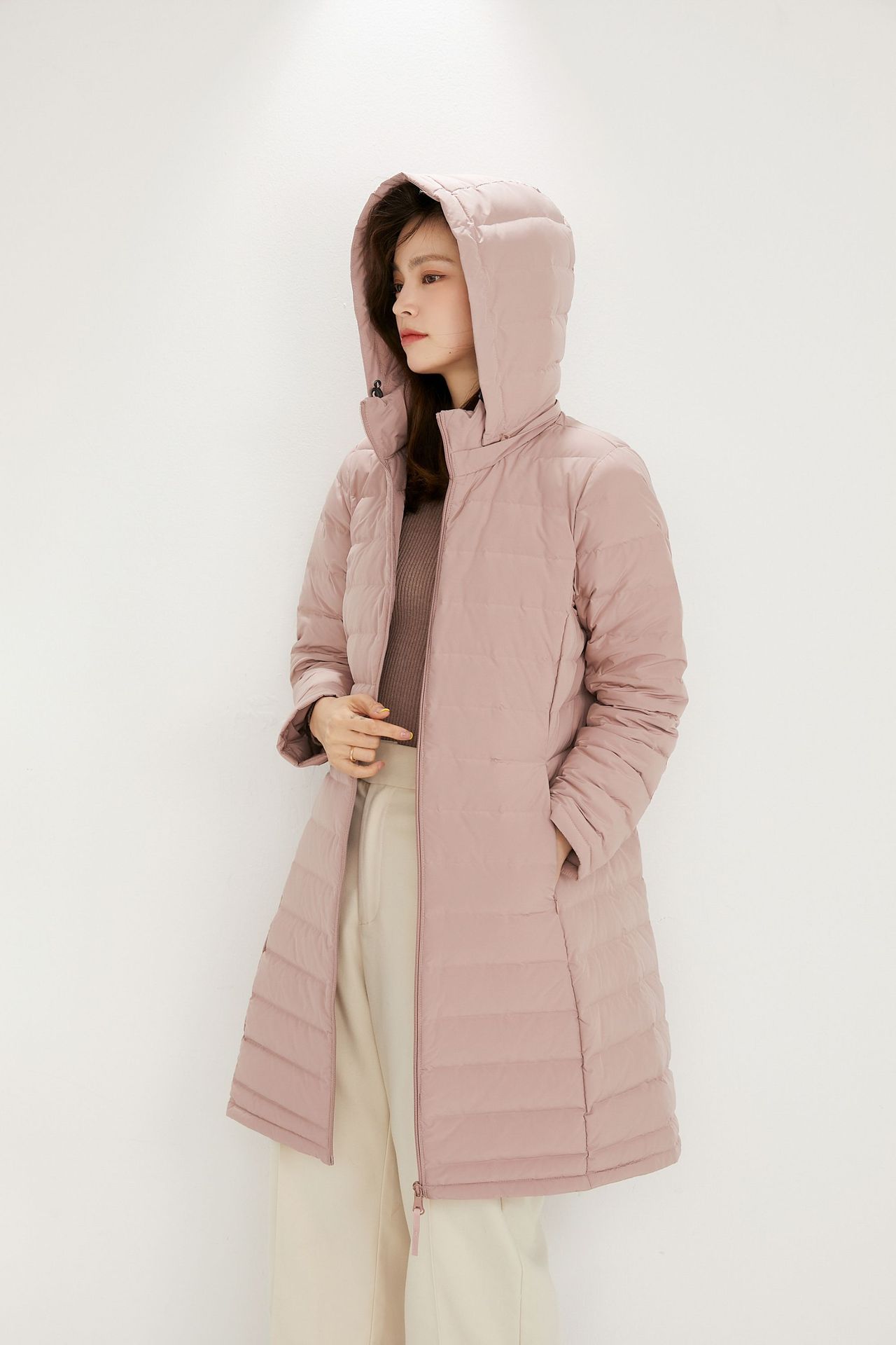 2021冬季新款羽绒服女90白鸭绒一体织轻薄可脱卸帽中长款大码外套