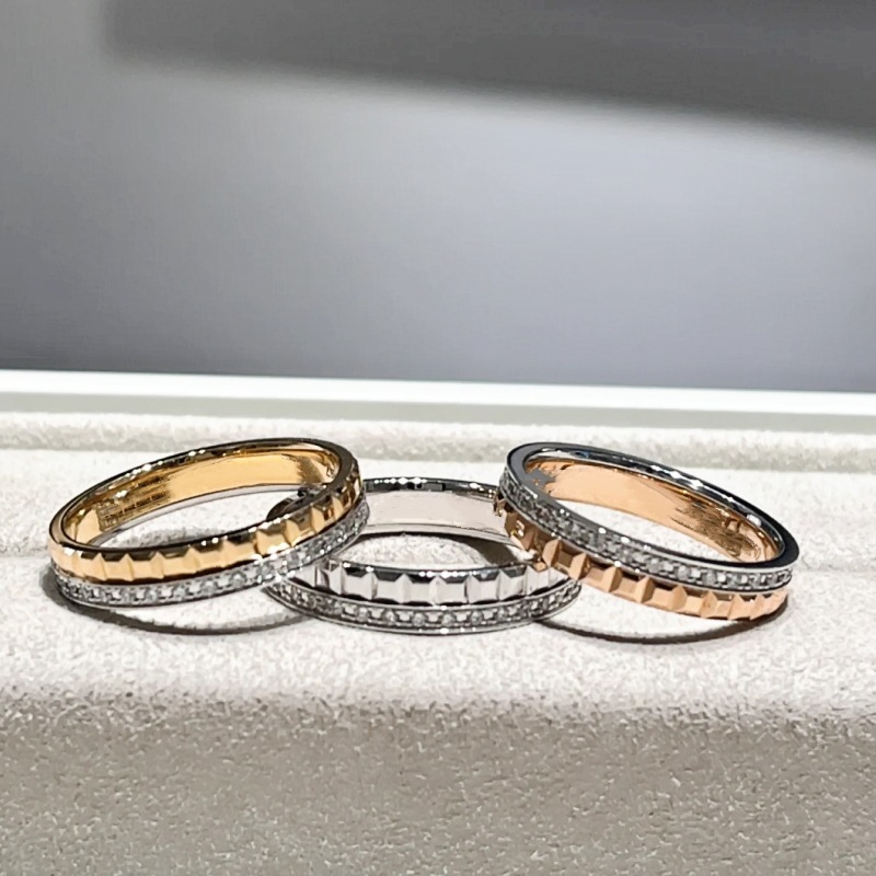 v金高版本宝家诗龙冰块镶钻戒指18k欧美时尚陶瓷齿轮男女情侣对戒