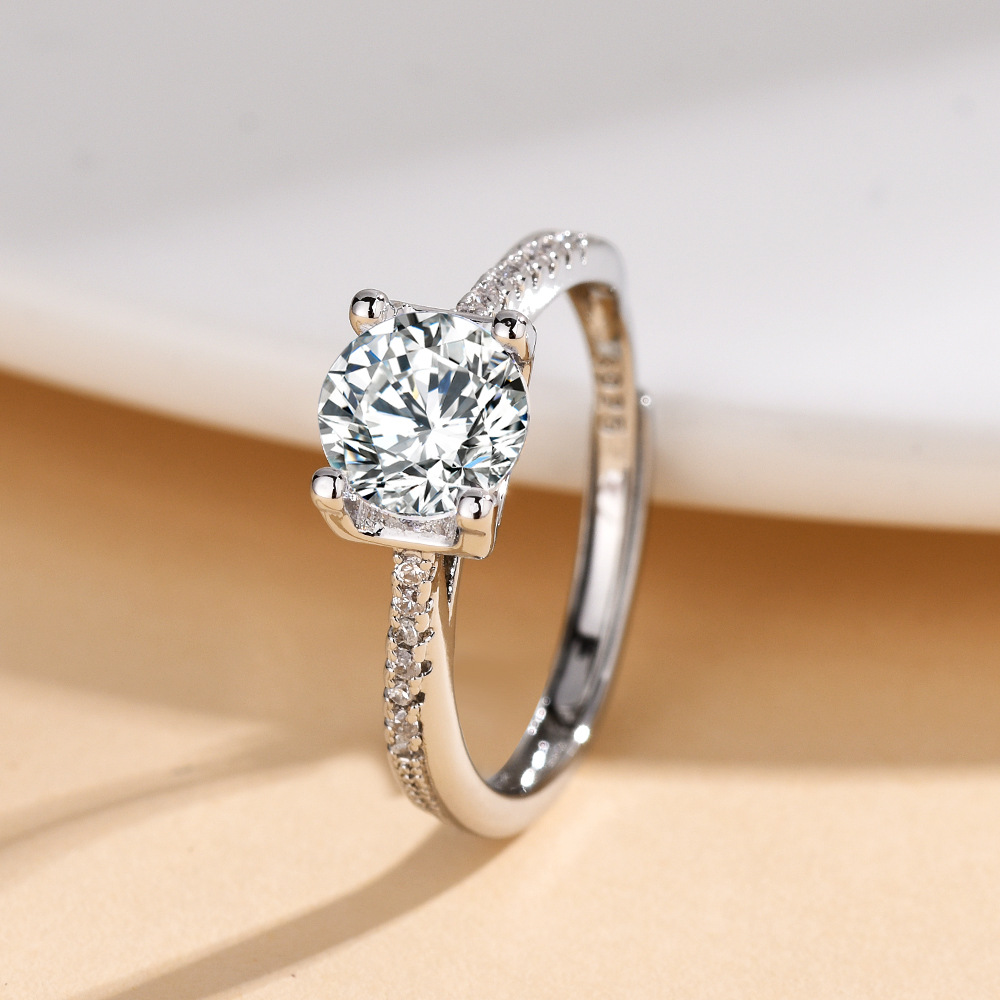 欧美时尚爆款牛头设计四爪镶嵌锆石1克拉钻戒牛头仿真钻开口婚戒-阿里