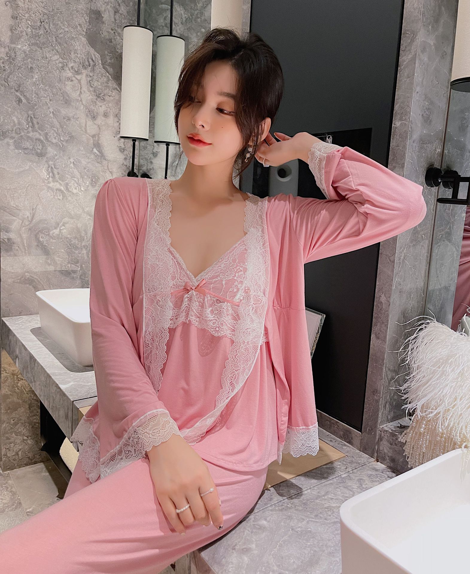 睡衣三件套宫廷风秋季莫代尔棉睡衣女新款纯欲家居服长袖睡袍蕾丝