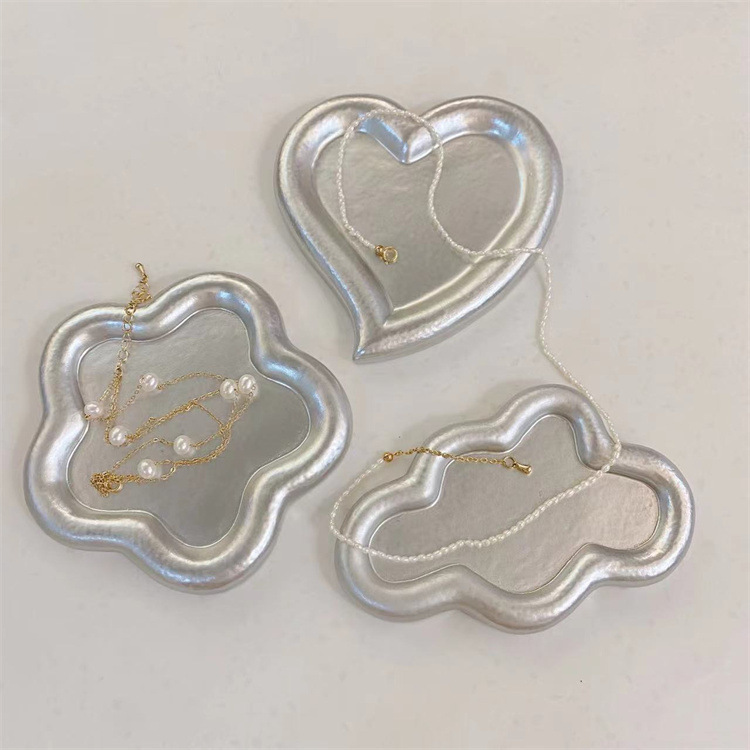 Cross-Border Ins Cute Heart-Shaped Jewelry Plate Storage Tray Clouds Plate Cup Mat Creative Home Resin Decoration Props