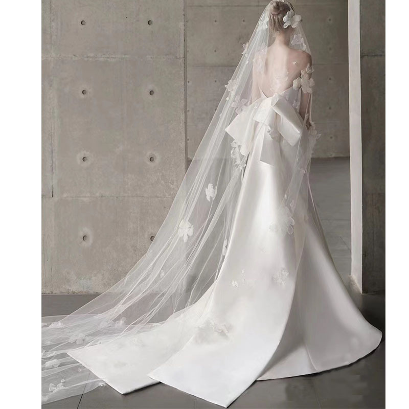 缎面婚纱 新款抹胸鱼尾绑带蝴蝶拖尾新娘户外婚礼出门纱 婚纱批发