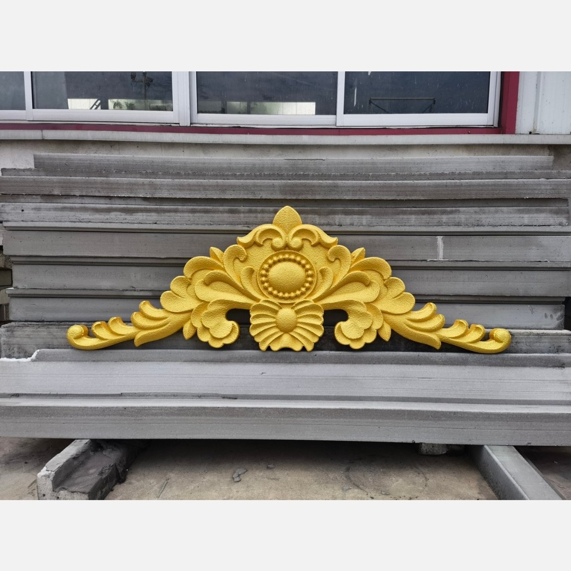 新品r欧式外墙装饰浮雕聚苯泡沫花板别墅门头三角花仿砂岩