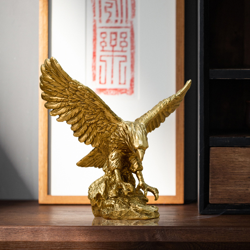 American Dapeng Wings Eagle Resin Crafts Dapeng Hongtu Opening Gift Decoration Home Wine Cabinet Decorations