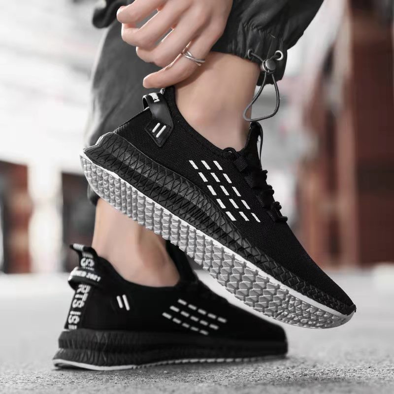 Factory Wholesale 2023 Spring and Summer New Flyknit Men's Shoes Korean Style Trendy Casual Breathable Mesh Sneaker Men