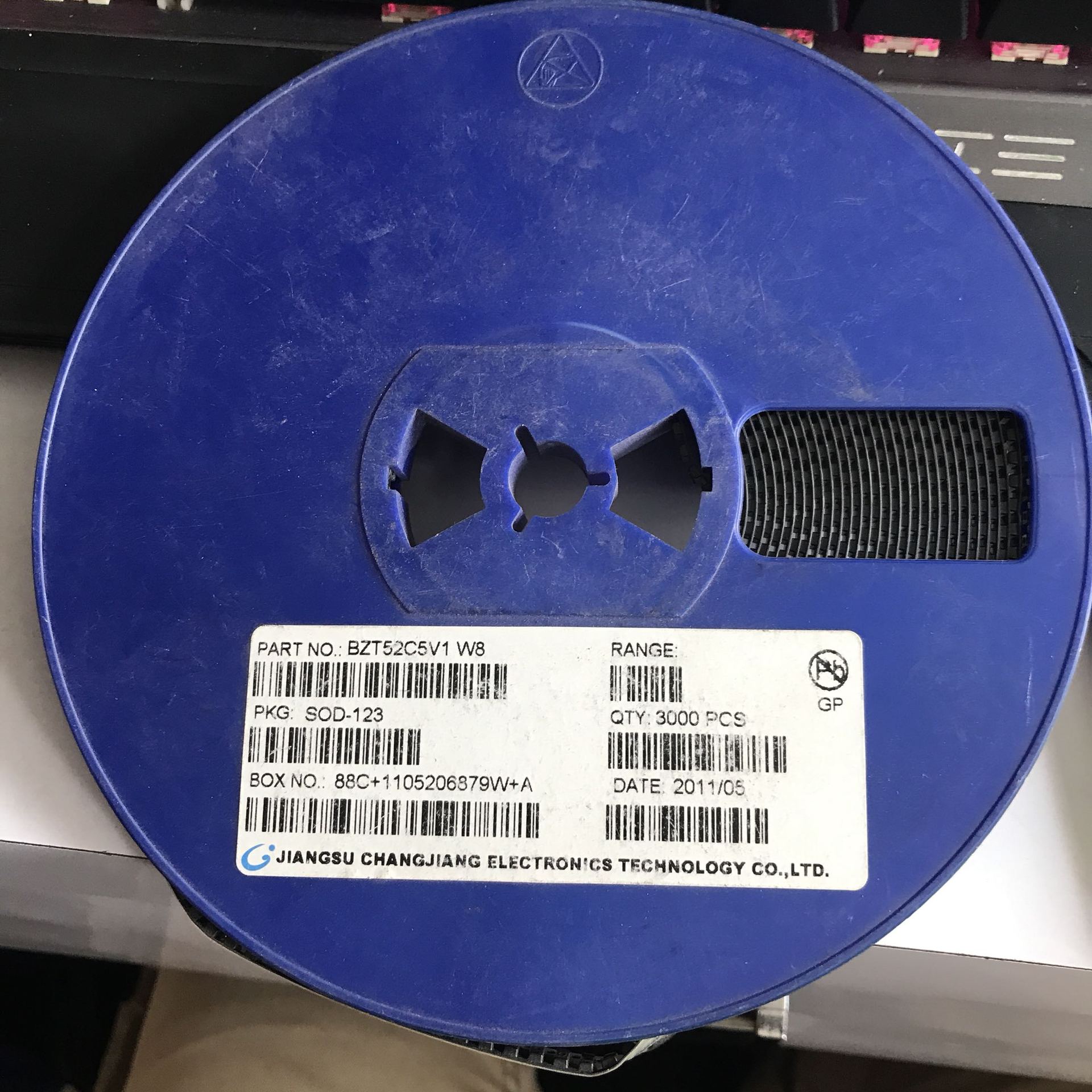 1v 丝印w8 贴片稳压二极管 长电cj 100个5元-阿里巴巴