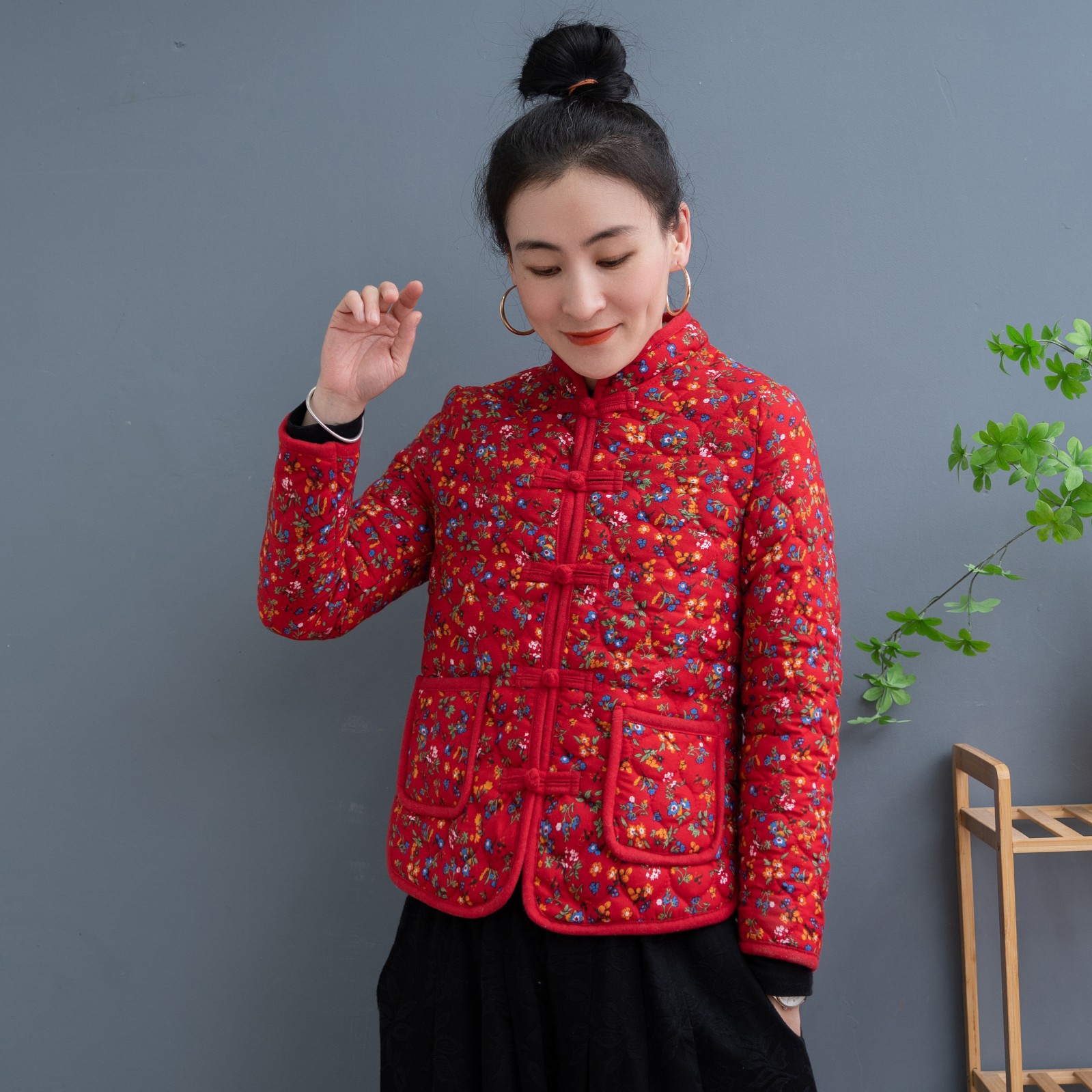 东北大花棉袄女士2023新款立领棉衣服妈妈装民族风盘扣唐装秋冬女