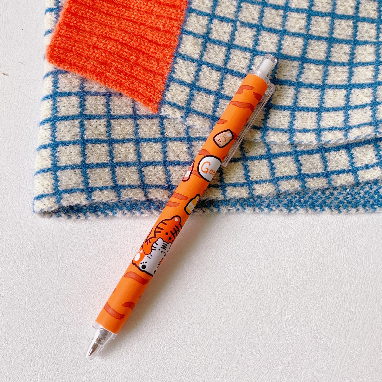 INS Good-looking Little Tiger Push Type Cute Gel Pen Student Stationery Press 0.5mm Black Gel Ink Pen
