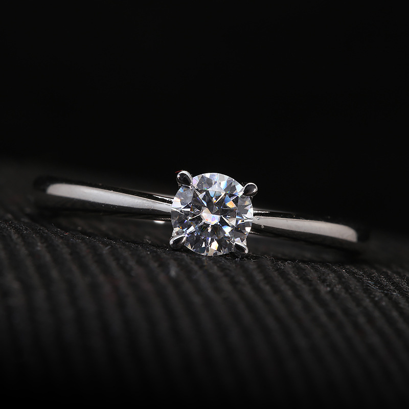 18k白金50分天然真钻钻石戒指单钻经典四爪求婚戒指结婚女戒