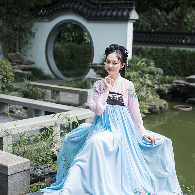 汉服女齐胸襦裙飘逸四季款日常仙女裙改良古装礼服新中式成人汉服