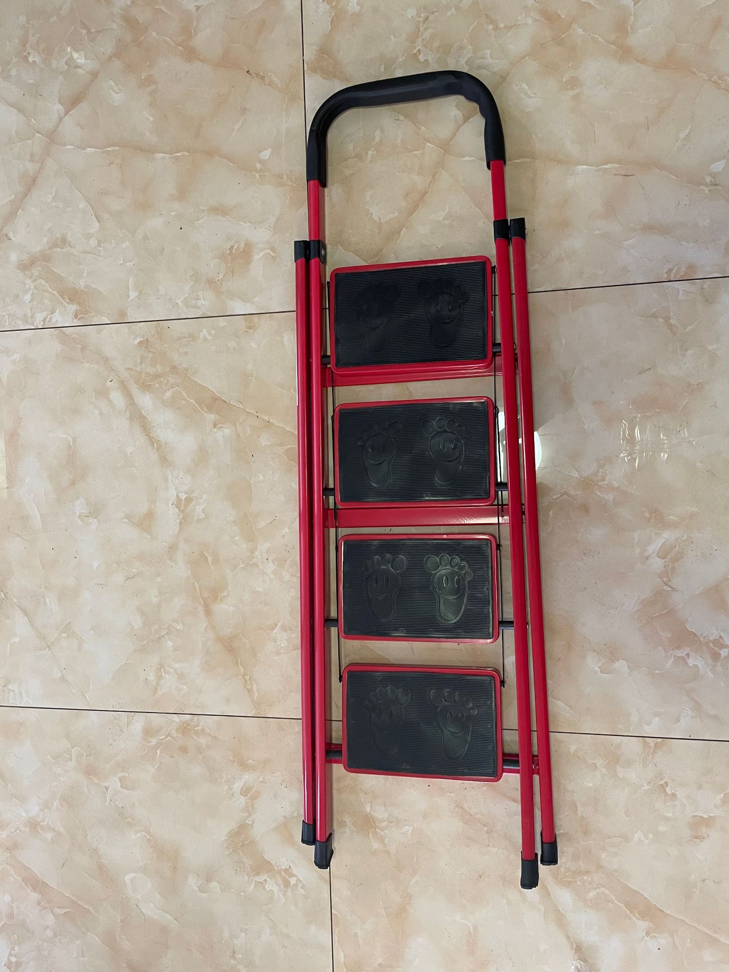 厂家供应 不锈钢梯子家用梯 折叠梯三步四步五步六步梯子现货批发