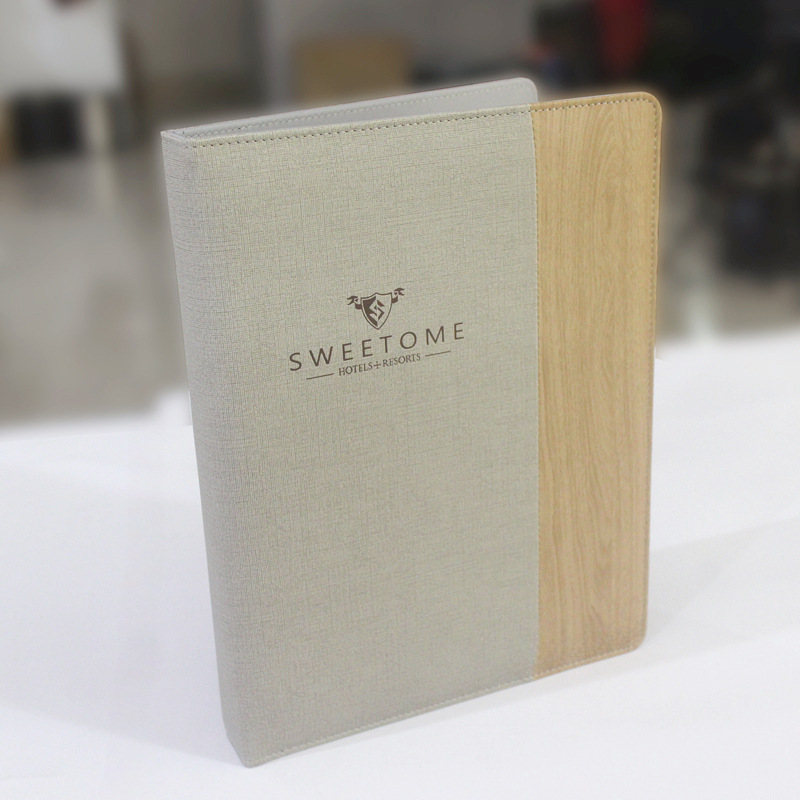 民宿酒店宾馆客房服务指南本手册服务指南夹A4文件夹活页logo