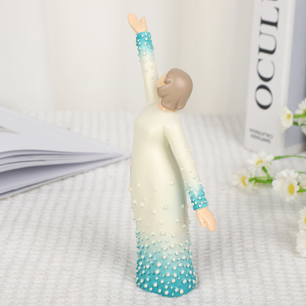 跨境新款节日装饰学生毕业礼品树脂工艺品桌面小摆件装饰用品批发