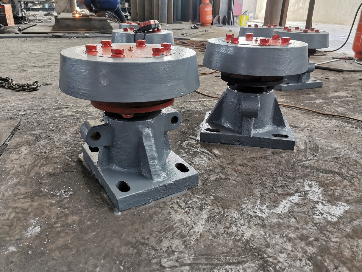 回转窑挡轮,烘干机限位轮,轴承和液压双用