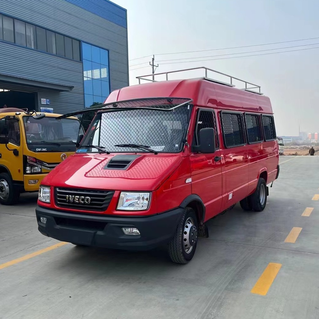 依维柯得意9座10人运兵车-阿里巴巴