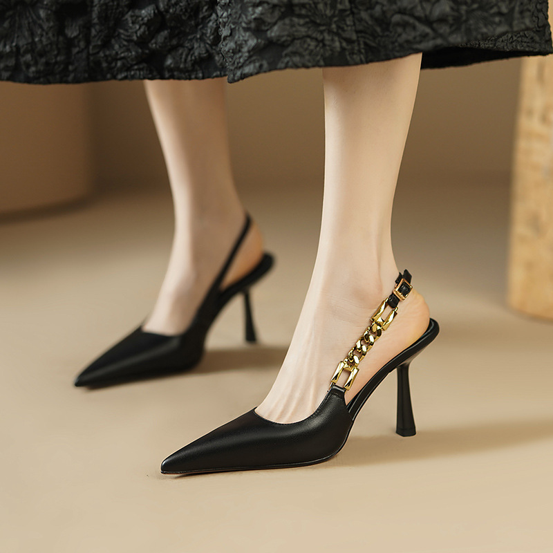性感女神高跟鞋春夏季新款鞋子尖头细跟包头后空金属链时装凉鞋女