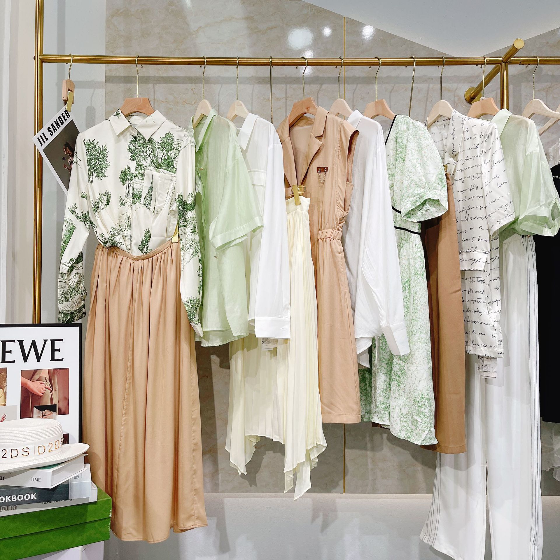 三彩品牌折扣女装连衣裙批发货源夏季杂款撤柜衣服尾货批发走份货