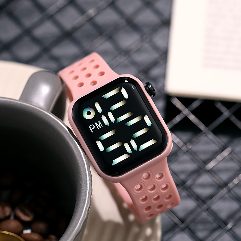 番茄炒蛋网红女生少女心马卡龙透气儿童夜光电子手表初高中生学生