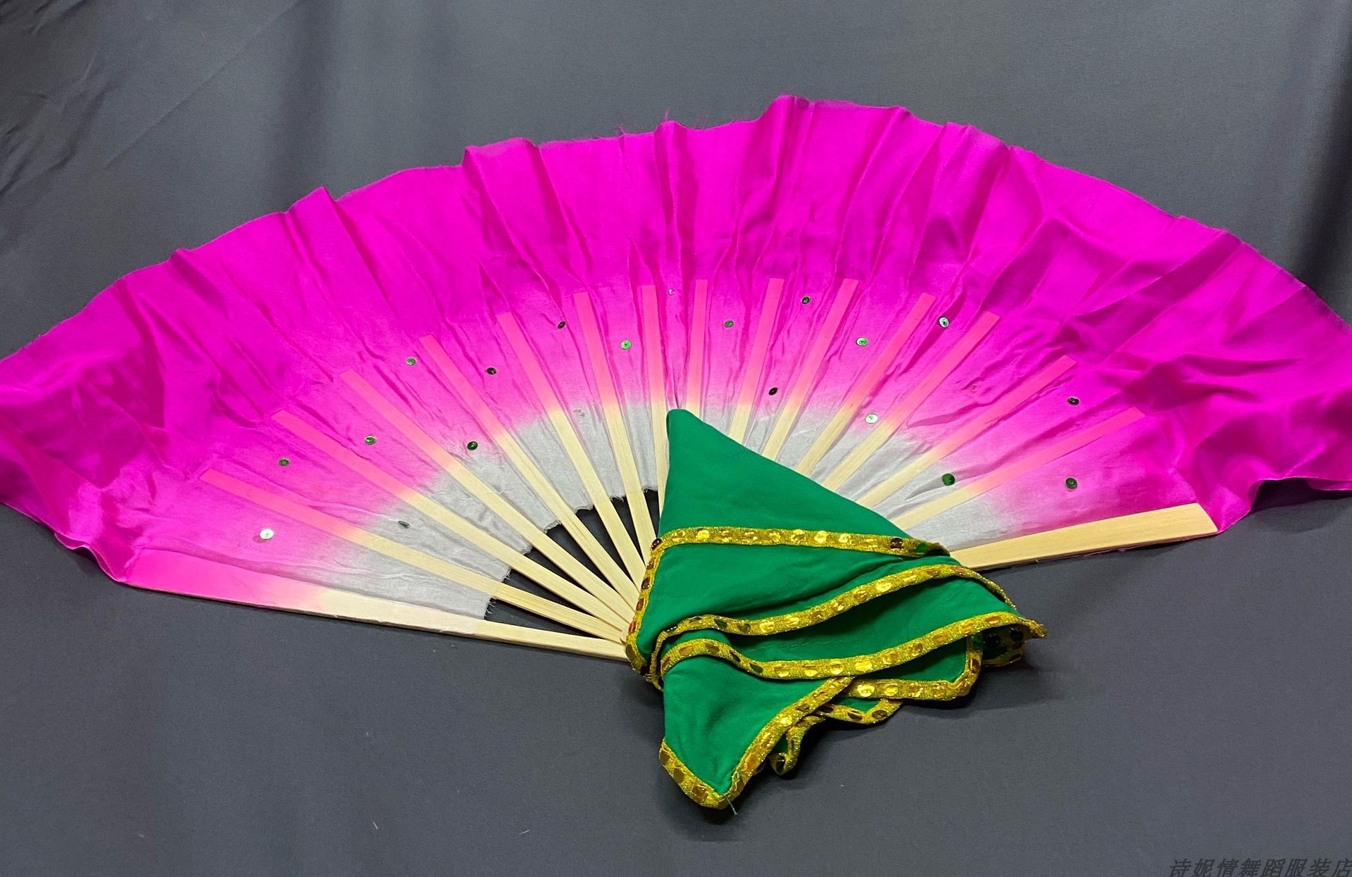 八寸真丝舞蹈扇安徽花鼓灯云南花灯胶州秧歌舞协考级跳舞扇子手绢