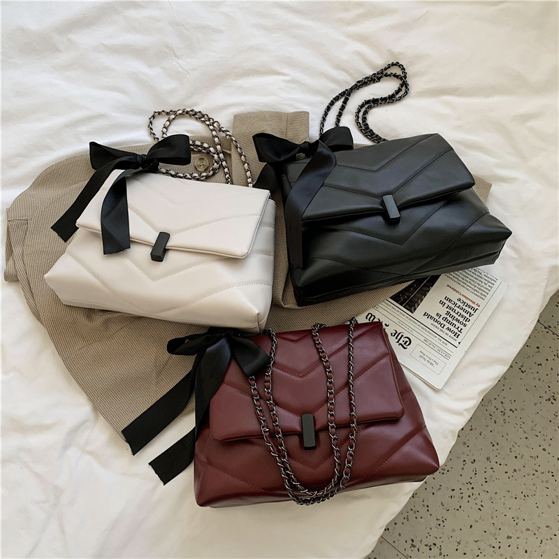 Cross-Border Bag Women's Bag 2023 Autumn and Winter New Simple Fashion Classic Style Shoulder Crossbody Chain Bag Small Square Bag women bag