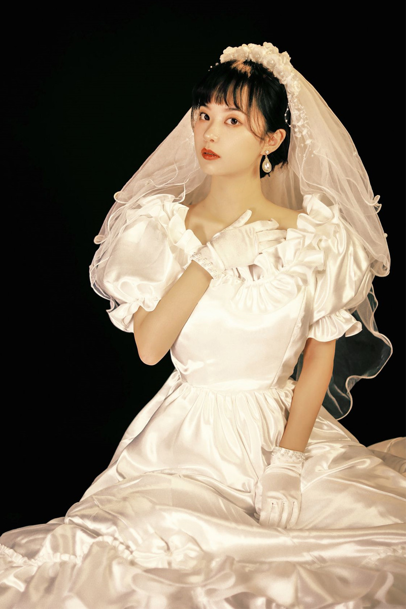 新款80年代婚纱法式喜嫁复古怀旧感婚纱影楼拍照主题写真摄影服装