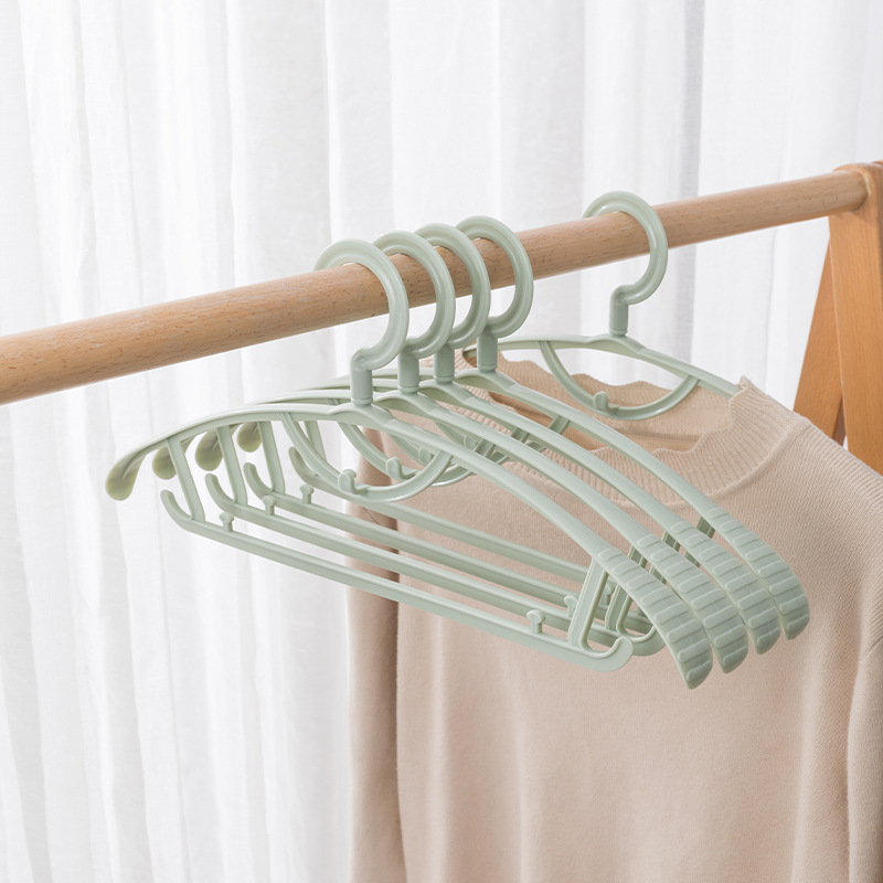 Wide Shoulder Plastic Hanger Seamless Non-Slip Clothing Chapelet Dormitory Balcony Home Storage Clothes Shelf Clothing Store Wholesale