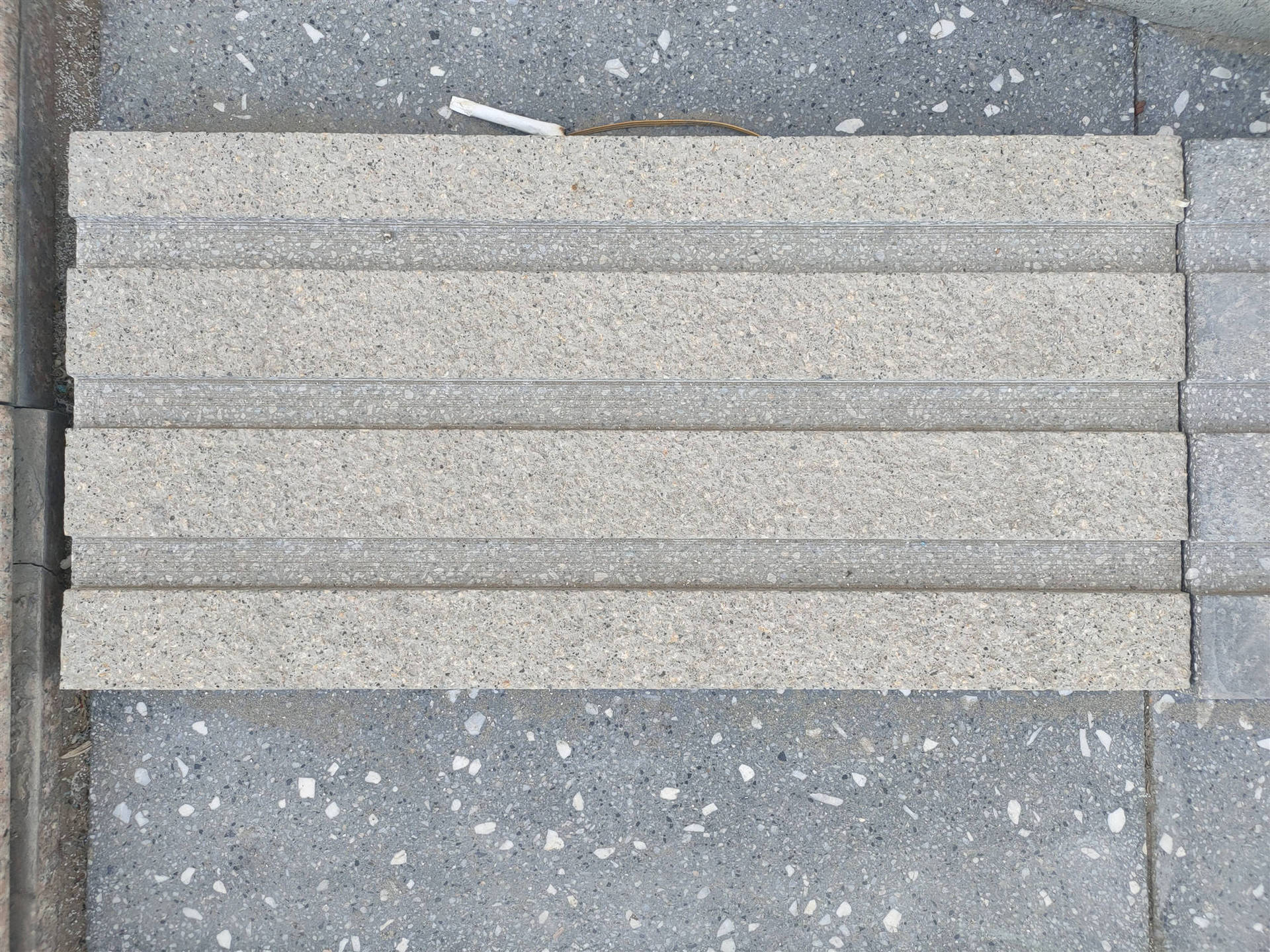 【呼和浩特市】|pc盲道砖|pc通体盲道砖砖厂|盲条砖|600*400*50