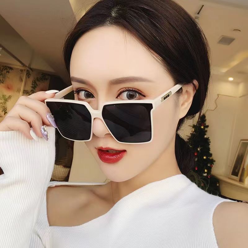 Korean Style High-Grade Ins One-Piece Sunglasses Women's Square Face-Looking Small Driver Driving Uv-Proof Sunglasses Men's Fashion