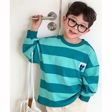 23春季新款韩国童装中小童蓝绿粗条纹爱心贴标套头直筒宽松卫衣