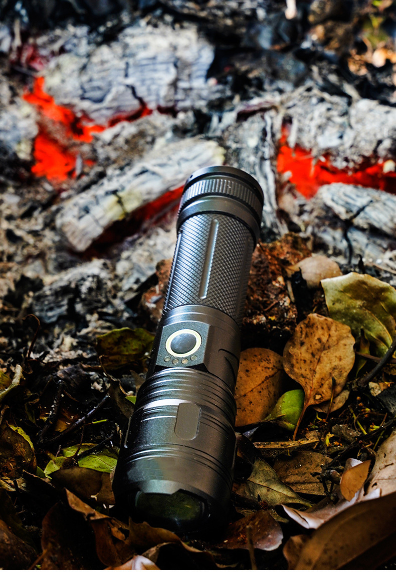 新款l2充电大功率手电筒专业潜水户外照明超强光手电探索捕鱼电筒