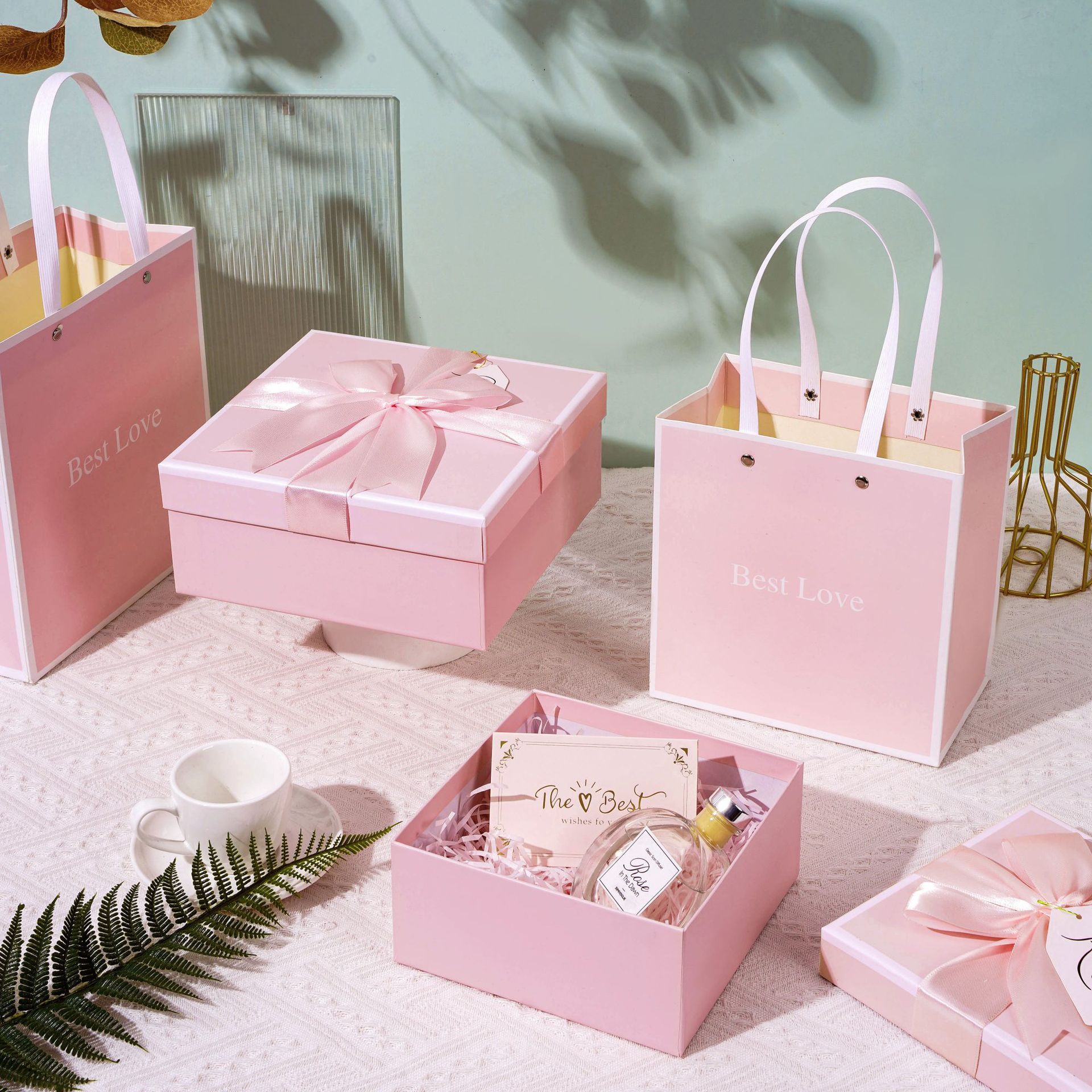 3成交37.1万个开窗礼盒大号情人节pvc开窗透明伴手礼礼盒