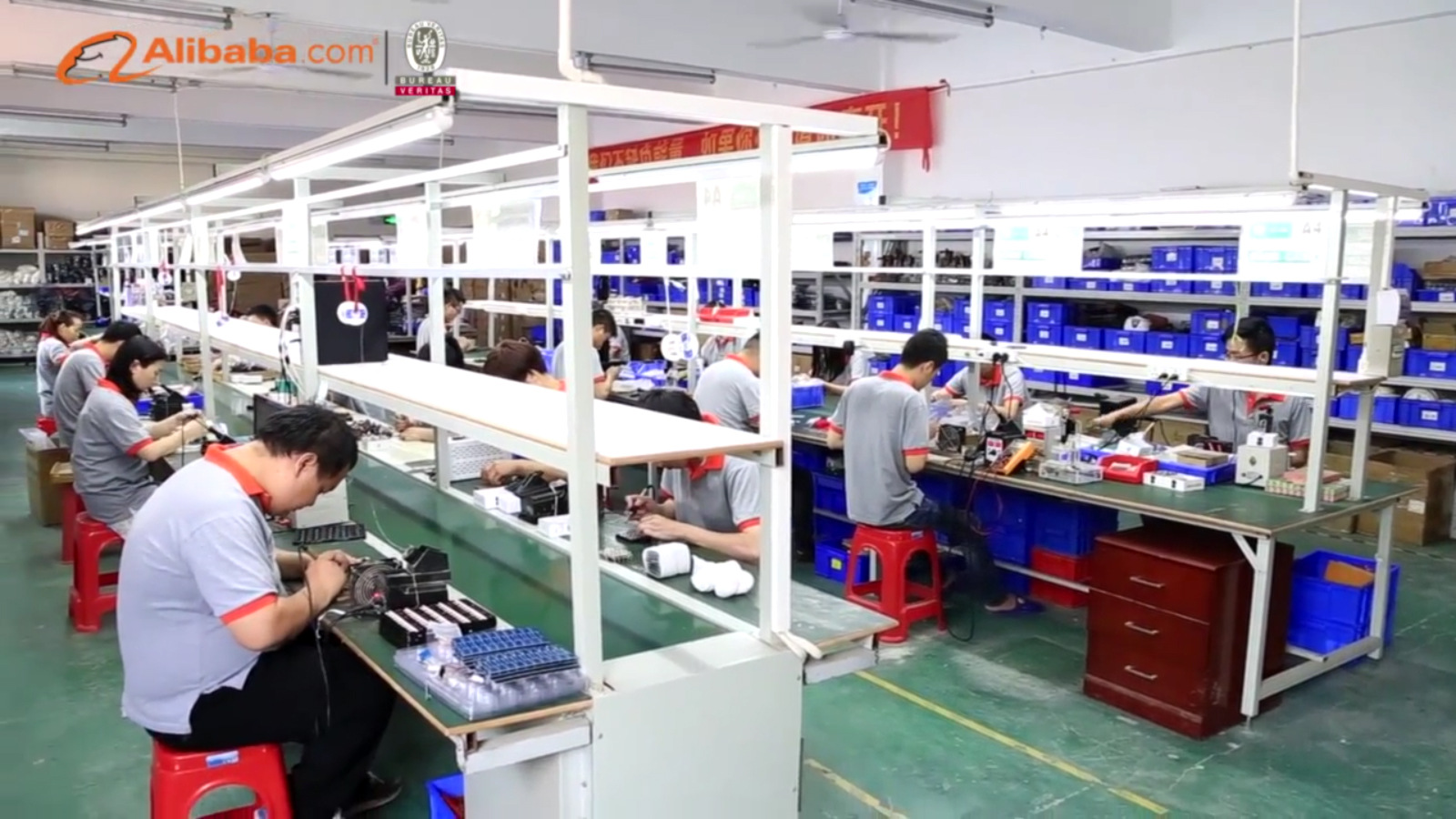 0新款运动无线入耳式蓝牙耳机小巧翻盖立体声新品蓝牙耳机