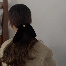 韩国黑金丝绒兔耳朵蝴蝶结大肠圈高级设计感发圈女2023年新款头饰