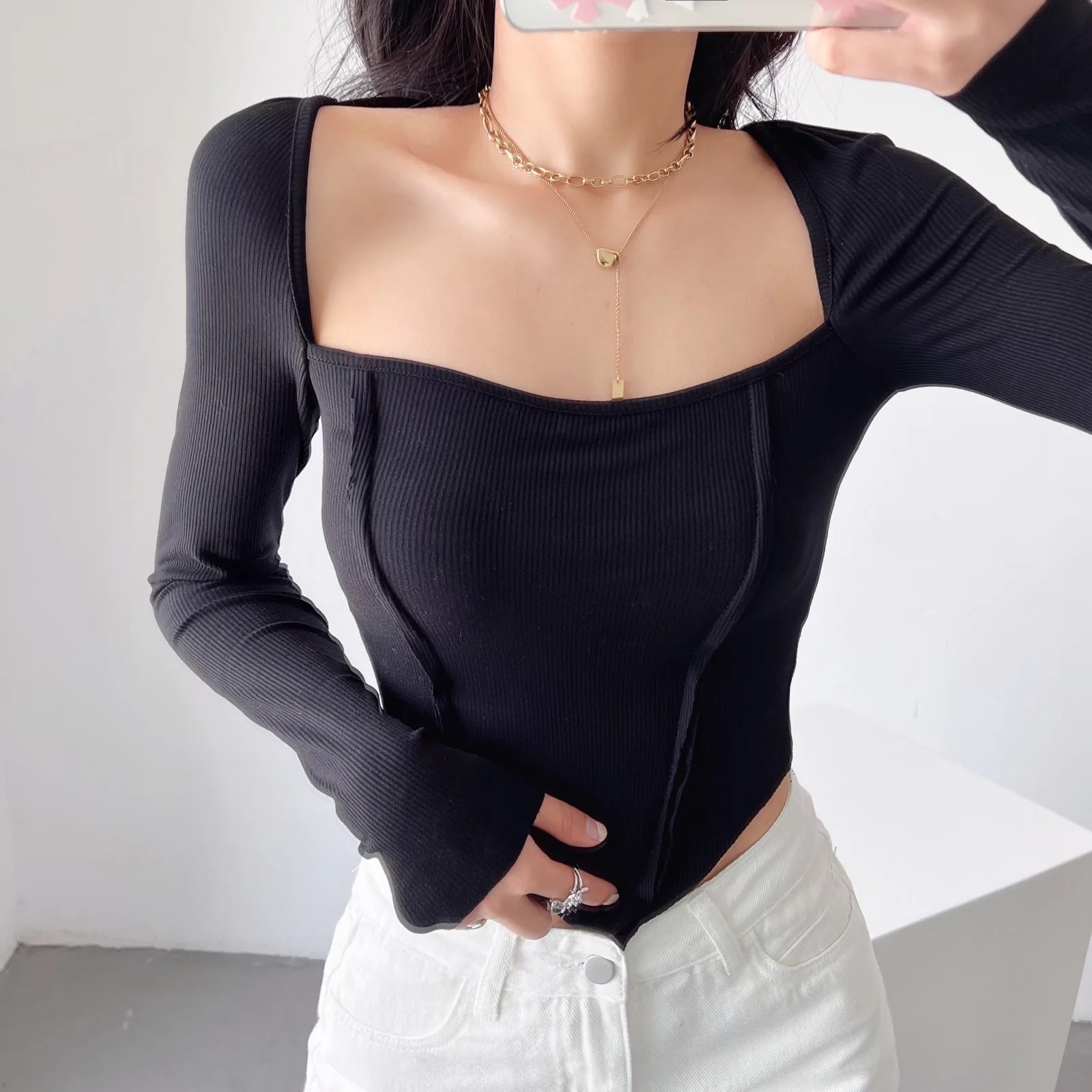 ins辣妹大方领性感露锁骨毛边拼接长袖上衣女纯色修身露背系带t恤