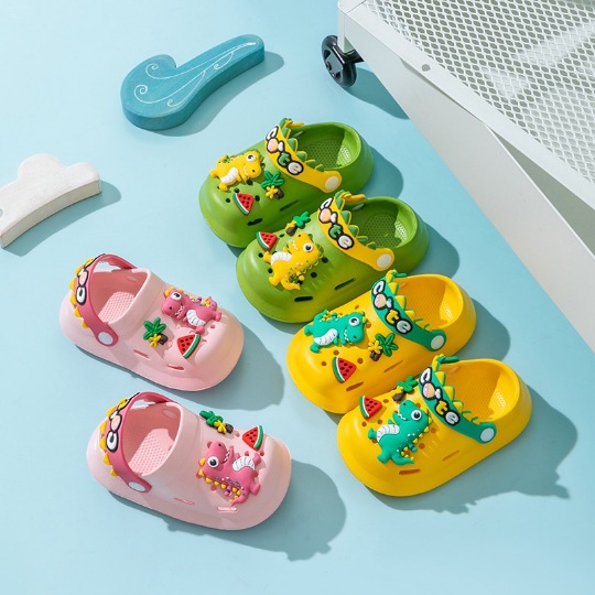儿童拖鞋女夏季新款卡通可爱宝宝小童室外防脱沙滩花园洞洞鞋批发