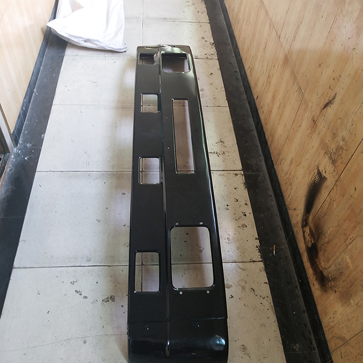 热卖东风153紫罗兰1230汽车货车双桥加厚前保险杠总成前护杠配件