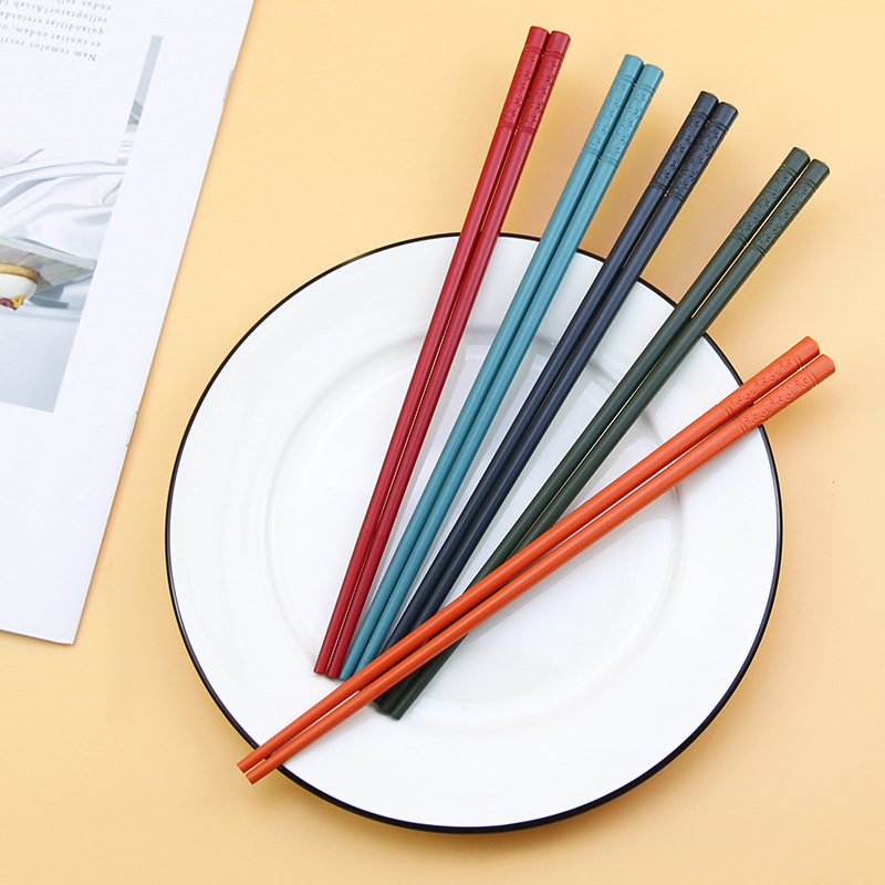 彩色筷子家用一人一筷五色小樱花耐高温分食合金马卡龙食品级